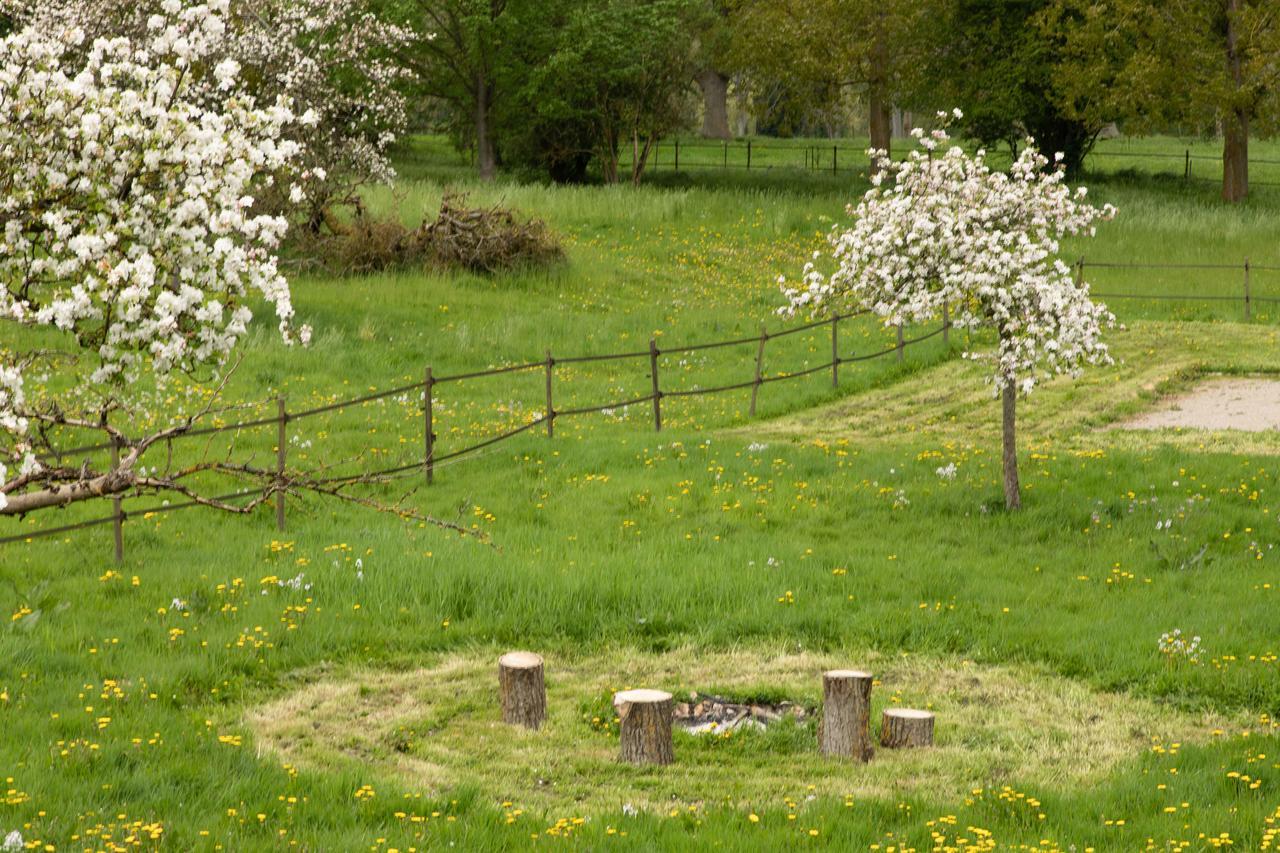La Pomme Petillante Maisnieres ภายนอก รูปภาพ